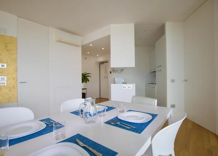 Torre Aquileia - Immobiliare 4*